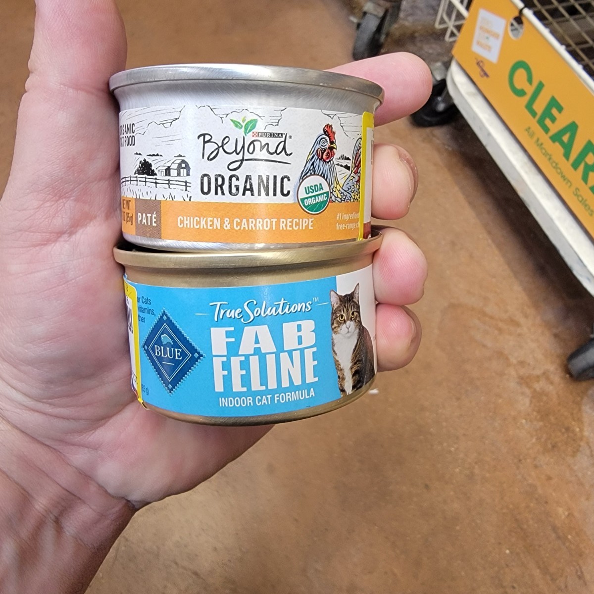 Clearance cat food at Big Kroger