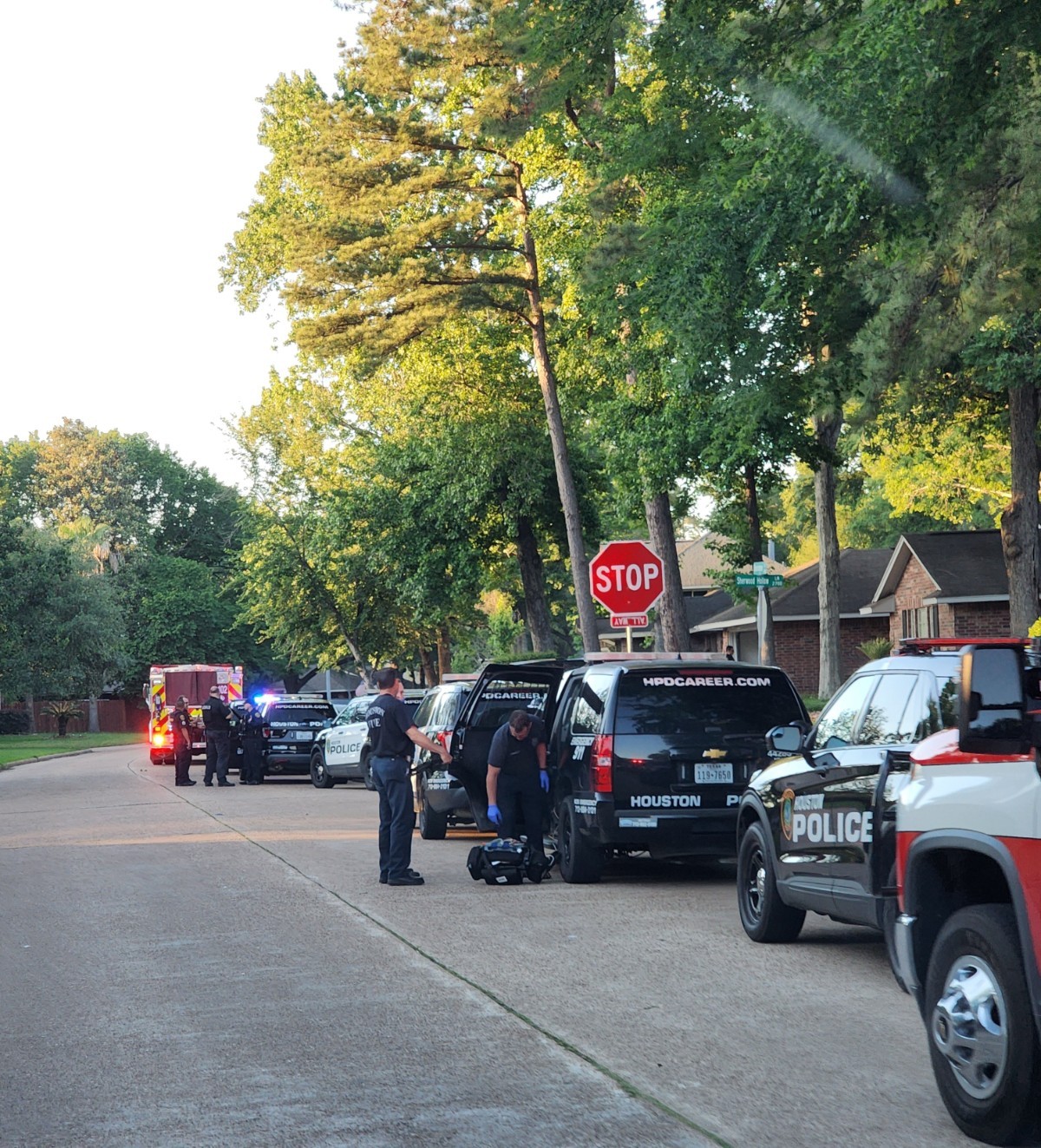 Stand off at a house lots of cops in Sherwood Trails.